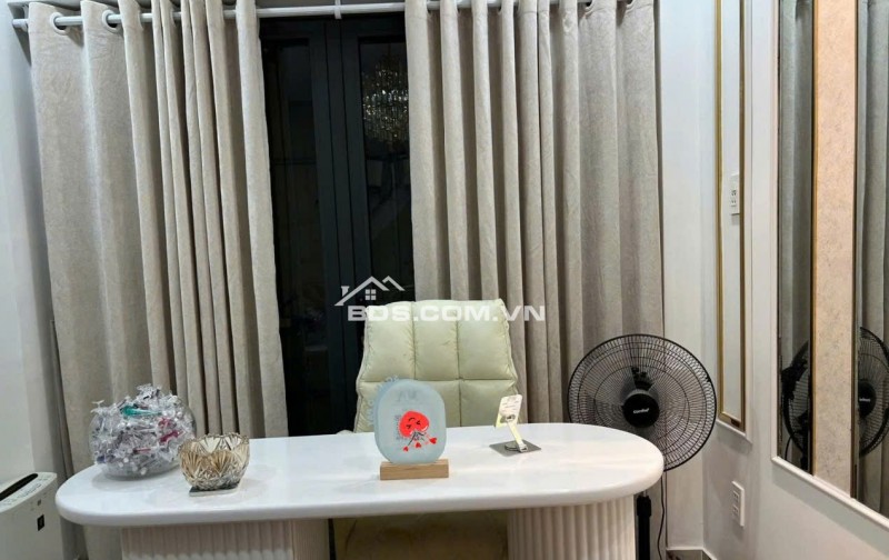 HXH 6M Kinh Doanh Sầm Uất Lê Hồng Phong, Q.10, DTSD gần 60m2. Chỉ 4.35 tỷ